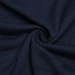 Primer plano detallado de la textura de la tela acanalada azul marino para body sexy