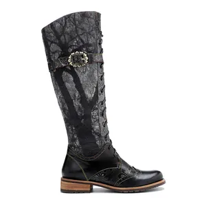 Bota alta para mujer de estilo vintage con estampado de silueta de árbol y hebilla metálica