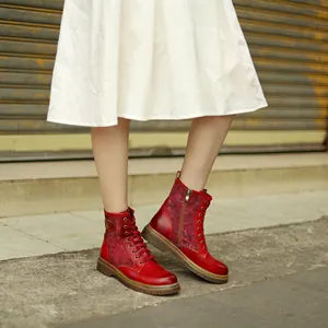 Bottines Gothiques Vintage pour Femmes en Cuir Véritable Patchwork Lacées Bottes de Moto Gaufrage Floral Semelle Plate Punk