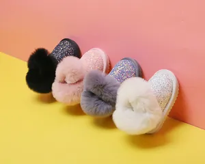 Glitzernde Baby-Mädchen-Schneestiefel mit gemütlichem Plüsch-Kunstfellbesatz in Farben