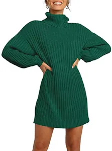 Dunkelgrünes Rollkragen-Strickkleid mit übergroßer Passform und grober Rippstrick-Textur