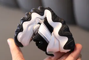 Flexibele kindersneakers met zachte zool voor extreme buigzaamheid en optimaal comfort
