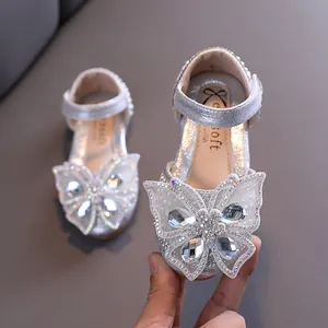 Chaussures de princesse pailletées argentées pour filles avec papillon en strass