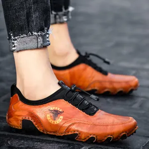 Vintage Herren Slipper aus Leder mit Oktopus-Sohle und modischem Sport-Logo-Design