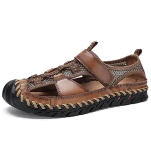 Sandalias de cuero marrón para hombre con malla transpirable y costuras hechas a mano