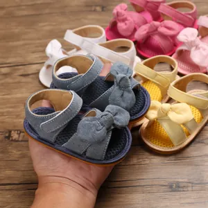 Sandalias de verano para bebé con suela blanda y lazos decorativos