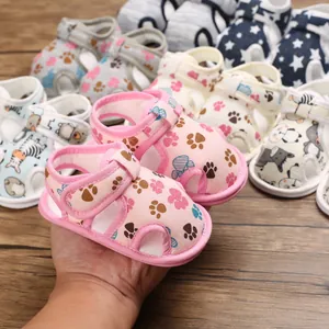 Sandalias suaves de dibujos para bebé con huellas y cierre de velcro para niños