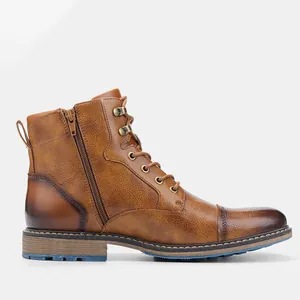 Professioneel zijprofiel detail van vintage bruin leren heren Martin laarzen met zijrits
