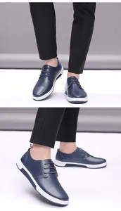 Detailansicht der marineblauen Business-Freizeitschuhe aus Leder für Herren