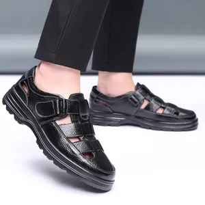 Sandalias de cuero genuino para hombre con diseño calado transpirable y velcro