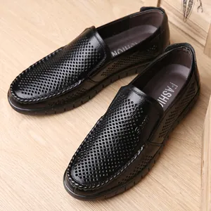 Sandalias de Cuero Huecas Transpirables de Verano para Hombre Zapatos Casuales de Cuero de Vaca para Hombres Mayores Suela Suave