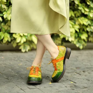 Vintage Damenlederschuhe mit floralem Print, Schnürung und Blockabsatz in Kontrastfarben