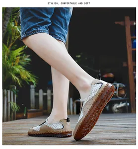 Gros plan sur les chaussures en maille respirante pour hommes avec design sans lacets
