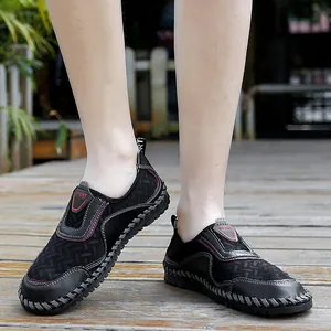 Chaussures de loisirs décontractées en maille noire respirante et légère pour hommes