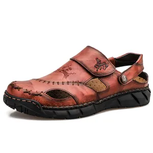 Braune Herren-Sandalen aus echtem Leder mit handgenähten Details und rutschfester Sohle