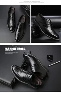 Veduta ravvicinata multi-angolo di scarpe Brogue in pelle nera con dettagli wingtip.