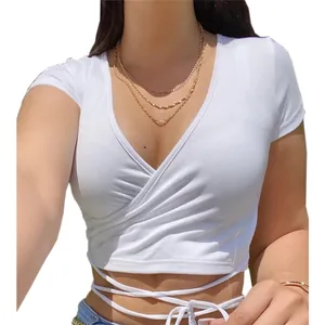 Top corto sexy bianco con scollo a V e maniche corte con elegante lacci in vita