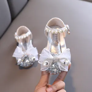 Zapatos de princesa plateados con purpurina para niñas y lazo