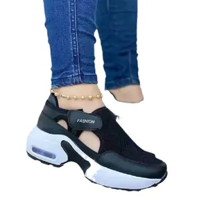 Damen Sneaker mit dicker Sohle, Luftpolster und Klettverschluss
