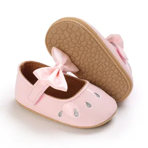 Zapatos de princesa rosas para bebé niña con suela de goma suave y lazo de satén