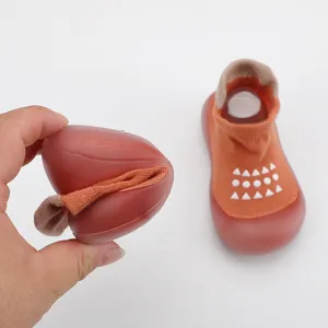 Zapatos de calcetín para bebés suaves y flexibles con tejido transpirable y suela de goma