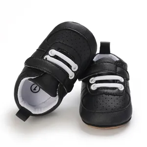 Zapatos de bebé de suela blanda negros para bebés de 0 a 1 año con cordones blancos