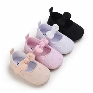 Zapatos de princesa para bebé con suela blanda, bordado y lazo en cuatro colores
