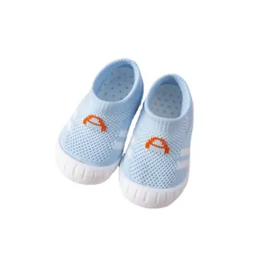 Breathable light blue flyknit baby walking shoes with flexible soft white rubber soles