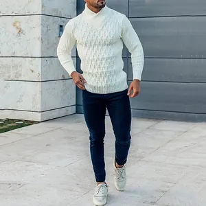 Maglione da uomo slim fit bianco panna con trecce e collo a lupetto incrociato elegante