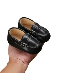 Klassische schwarze Baby-Loafer aus PU-Leder mit weicher Sohle schicke Lauflernschuhe