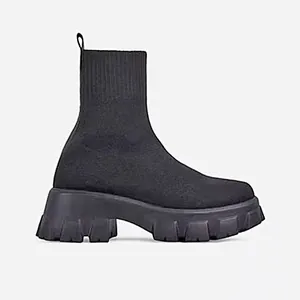 Dames Gebreide Soklaarzen Dikke Zool Ademend Fly Weaving Middelhoge Buis Sneeuwlaarzen Voor De Winter Casual Mode Schoenen