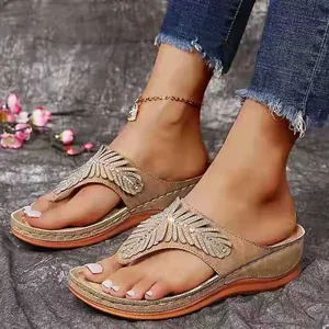 Damen Keilsandaletten Strass Feder Dekoration Plateau Sandalen Sommer Lässig Strand Outdoor Dicke Sohle Flip Flops
