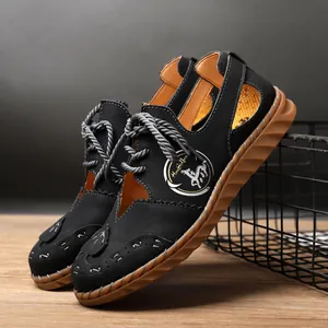 Sandali Romani Retrò da Donna Scarpe a Punta Chiusa Traforate Casual in Microfibra Cucite a Mano Suola in Gomma Sandali Bassi per Donna Estate