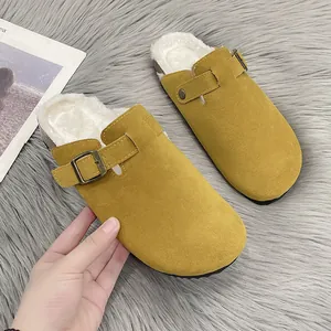 Gelbe Wildleder-Clogs für Damen mit verstellbarer Schnalle und kuscheligem Pelzfutter