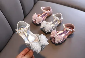 Détails des chaussures de princesse pailletées pour filles avec nœud en perles