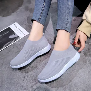 Baskets chaussettes en maille grise pour femmes, chaussures de course décontractées