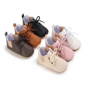 Colección de zapatos de suela blanda para bebés y recién nacidos en varios colores