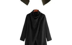 Stylischer schwarzer Herren-Poncho-Mantel mit Stehkragen im modischen Punk-Streetstyle