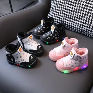 Stivali da Neve LED Luminosi per Bambini Inverno Caldo Fodera in Peluche a Pois Antiscivolo Suola Morbida Scarpe Outdoor