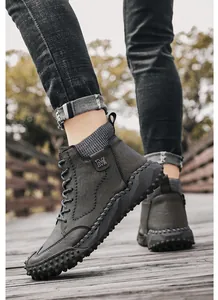Vue détaillée de bottines d'hiver pour hommes avec un col en tricot chaud et confortable