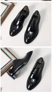 Détail de chaussures Richelieu Brogue noires pour hommes avec détails perforés