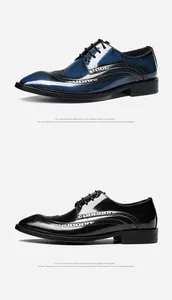 Chaussures richelieus élégantes pour hommes en bleu et noir pour tenue de bureau.