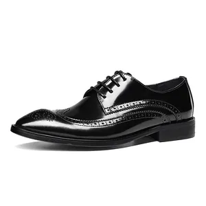 Chaussures Derby richelieu noires classiques pour hommes avec motifs brogues