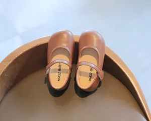 Elegante braune Leder-Mary-Janes für Mädchen mit weicher Sohle und Klettverschluss