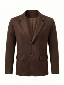 Vue de face d'un blazer en daim marron pour homme avec deux boutons et un style rétro.
