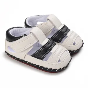 Sandales pour bébé noires et blanches avec semelles en caoutchouc antidérapantes