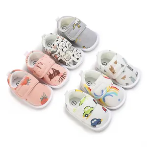 Chaussures de marche pour bébé colorées avec motifs de dessins animés et scratchs