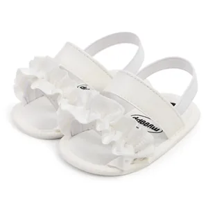 Süße weiße Lauflern-Sandalen für Baby-Mädchen mit Rüschenriemen und weicher Sohle