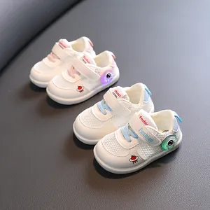 Zapatos de bebé con luces LED y suela blanda antideslizante para primeros pasos de 0-3