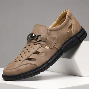 Herren braune atmungsaktive Leder Freizeitschuhe mit dekorativer Metallschnalle